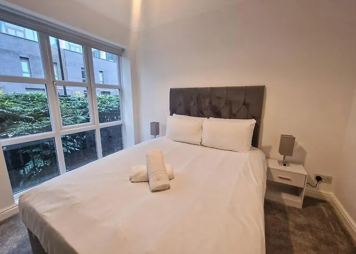 Free Parking: Perfect City Centre Flat